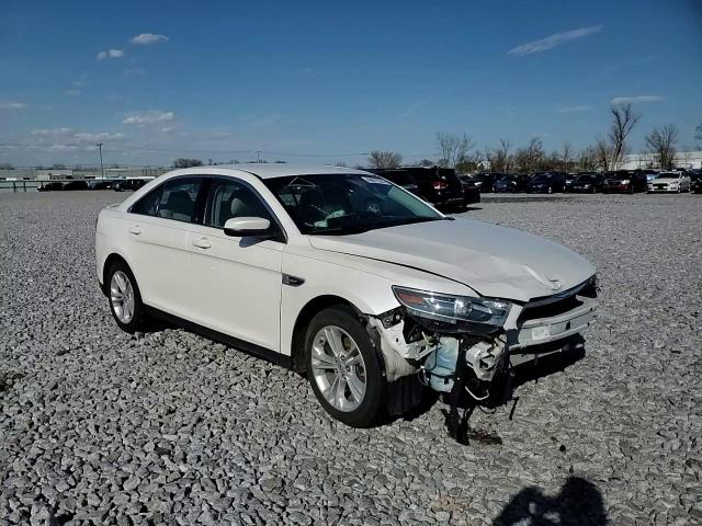 Ford Taurus 2015