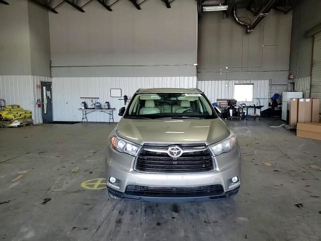 Toyota Highlander 2015
