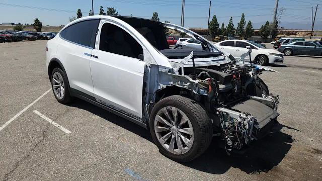 Tesla Model X 2016