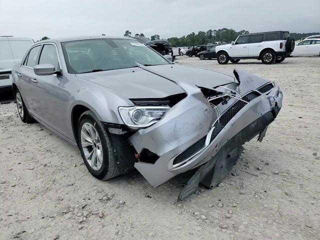 Chrysler 300 2015