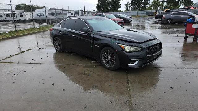 Infiniti Q50 2014