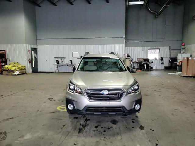 Subaru Legacy 2018