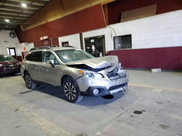Subaru Outback 2015