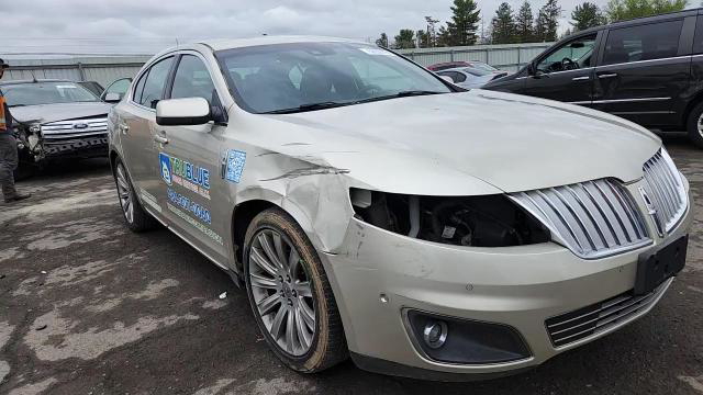 Lincoln MKS 2010