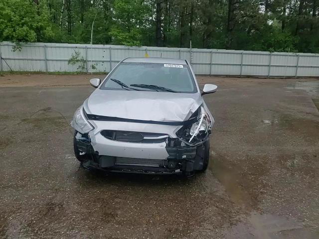 Hyundai Accent 2016