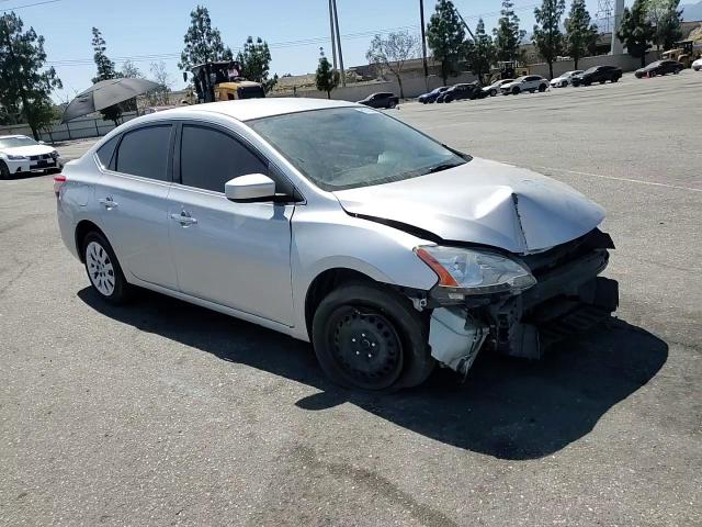 Nissan Sentra 2015