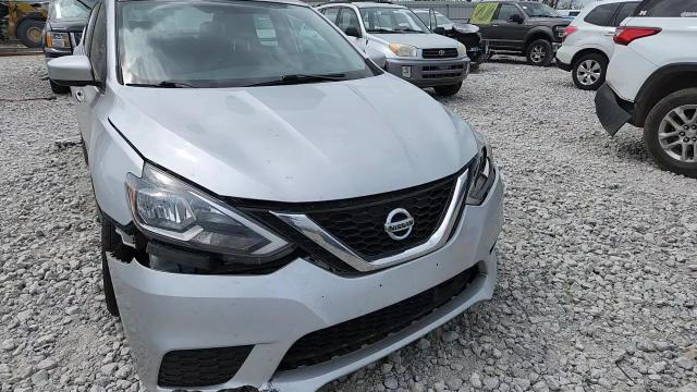 Nissan Sentra 2018