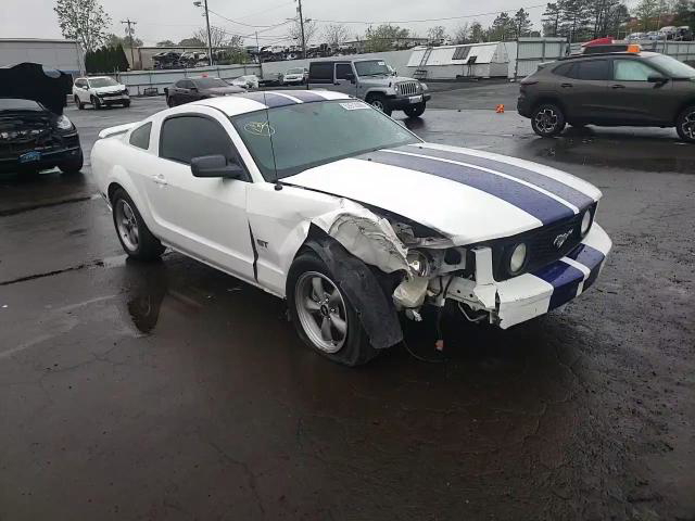 Ford Mustang 2006