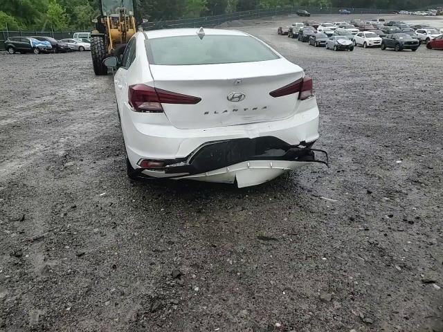 Hyundai Elantra 2019