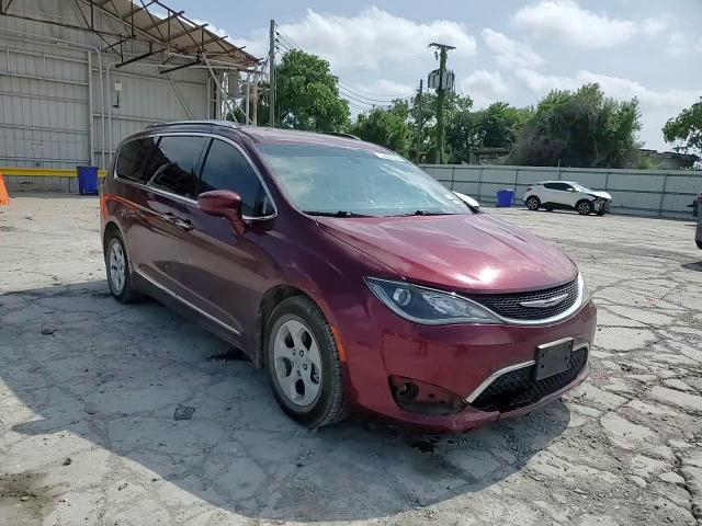 Chrysler Pacifica 2017