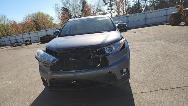 Toyota Highlander 2016