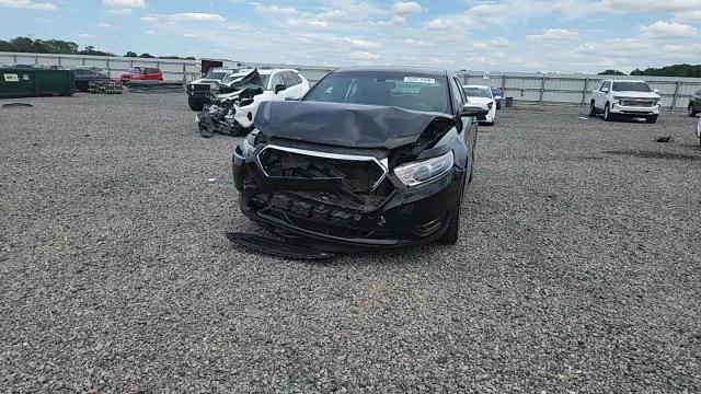 Ford Taurus 2016