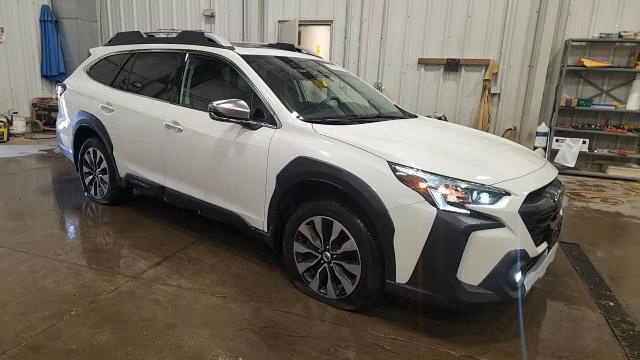 Subaru Outback 2024