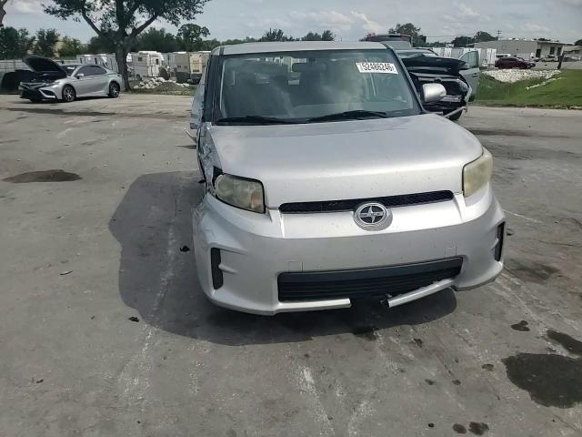 Scion xB 2012