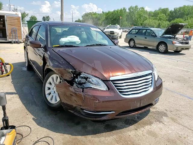Chrysler 200 2013