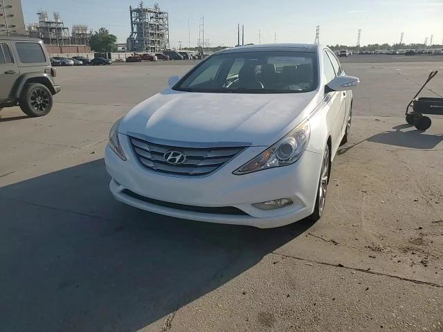 Hyundai Sonata 2013