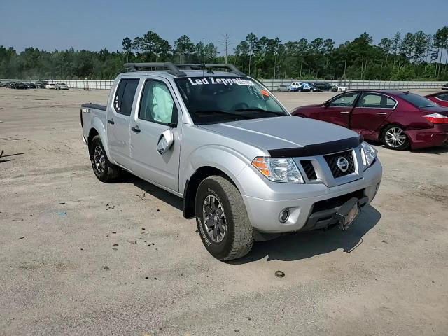 Nissan Navara (Frontier) 2021
