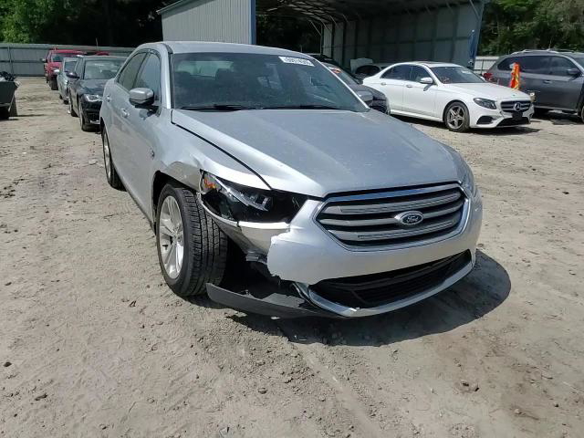 Ford Taurus 2016