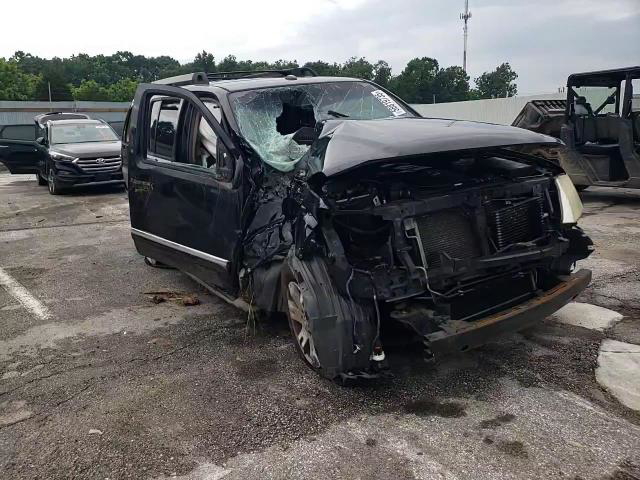 Nissan Pathfinder 2011