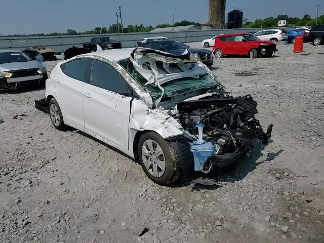 Hyundai Elantra 2016