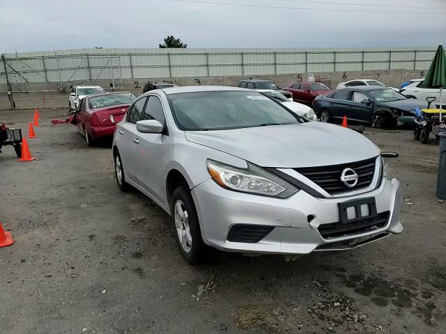 Nissan Altima 2016