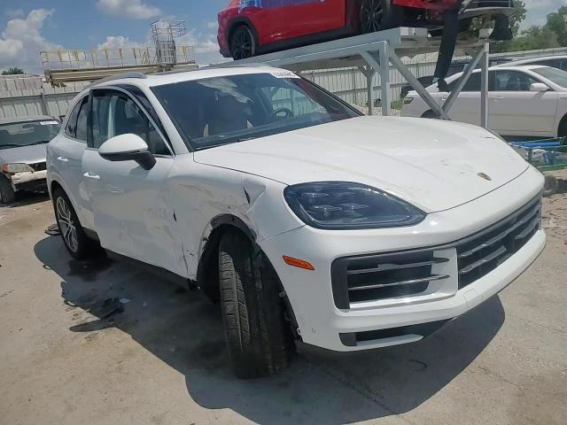 Porsche Cayenne 2024