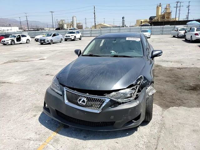 Lexus IS 2010