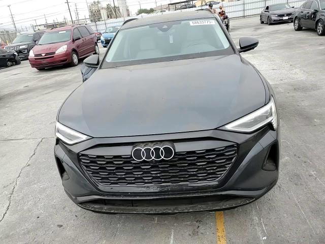Audi Q8 2024