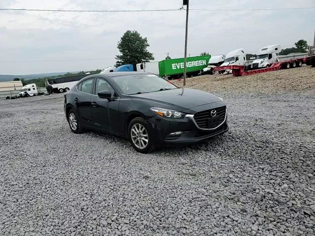 Mazda 3 2018