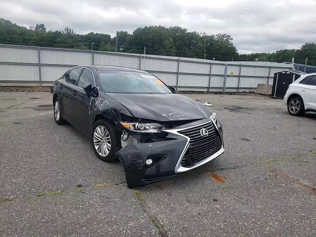 Lexus ES 2016
