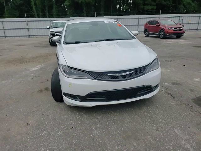 Chrysler 200 2015