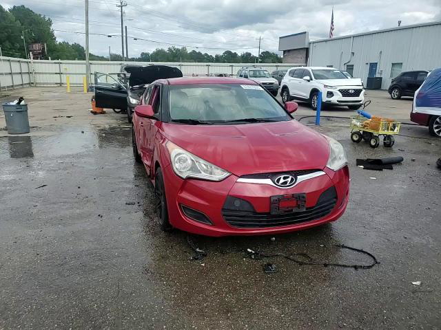 Hyundai Veloster 2012
