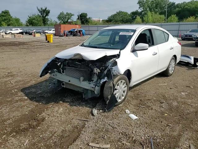 Nissan Versa 2019