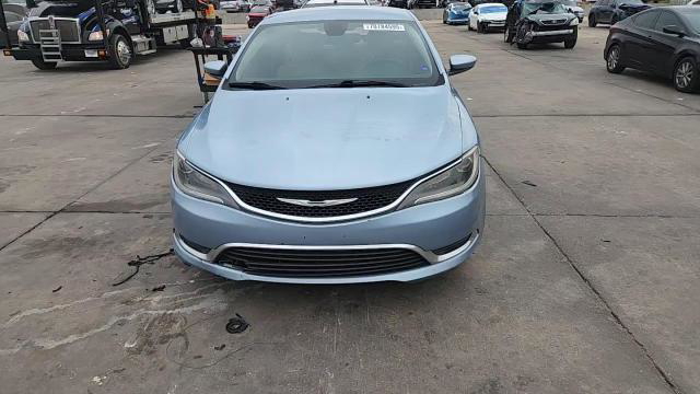 Chrysler 200 2015