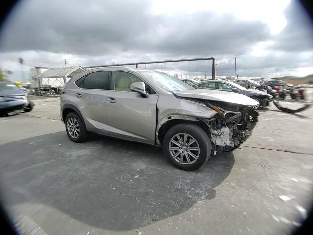 Lexus NX 2017