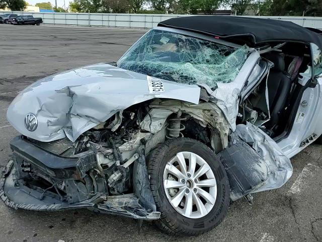 Volkswagen Beetle 2019
