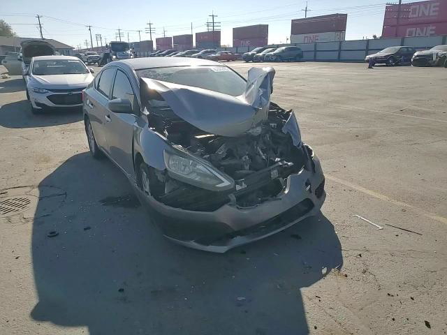 Nissan Sentra 2019