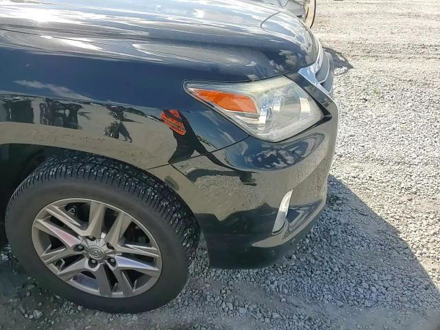 Lexus LX 2014