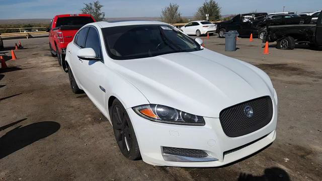 Jaguar XF 2012