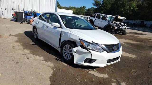 Nissan Altima 2017