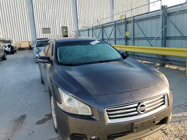 Nissan Maxima 2012