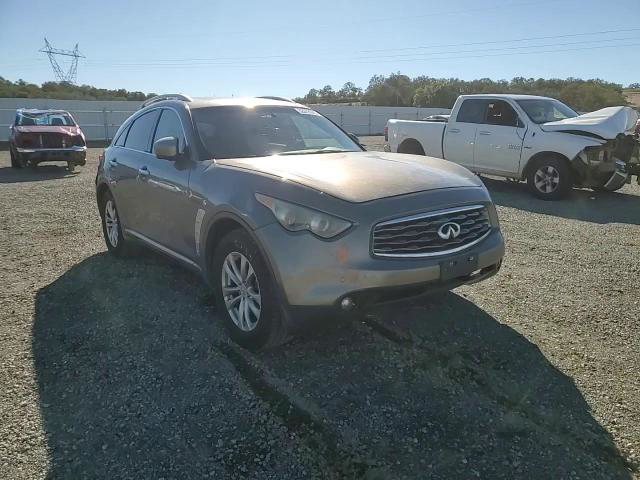 Infiniti FX 2010