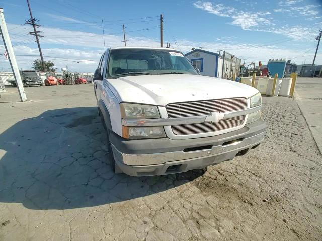 Chevrolet Avalanche 2003