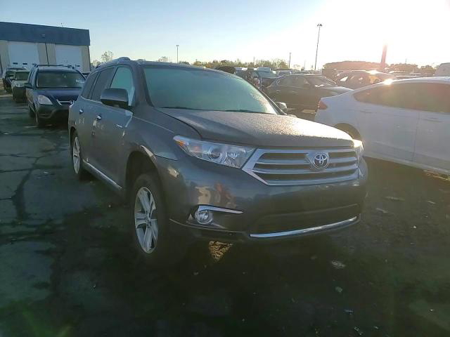 Toyota Highlander 2013