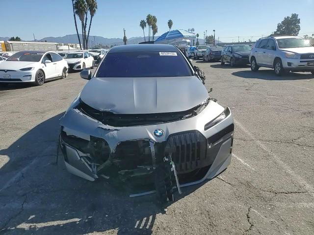 BMW Series 7 2023