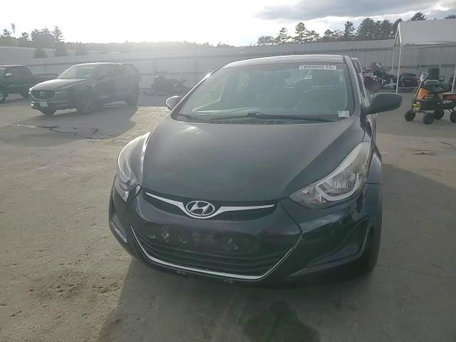Hyundai Elantra 2016