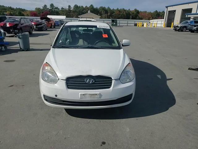 Hyundai Accent 2011