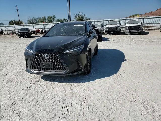 Lexus NX 2022