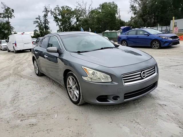 Nissan Maxima 2014