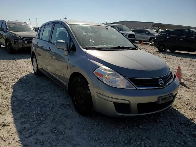 Nissan Versa 2012
